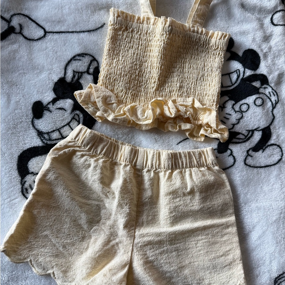 Cotton On Kids Yellow Ruffle Set / Size: 3 Toddler